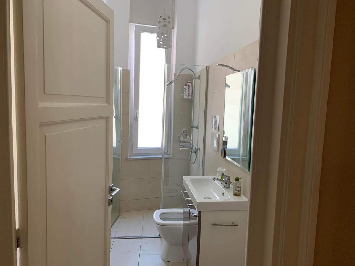 Due Cani Apartment Palermo Luaran gambar