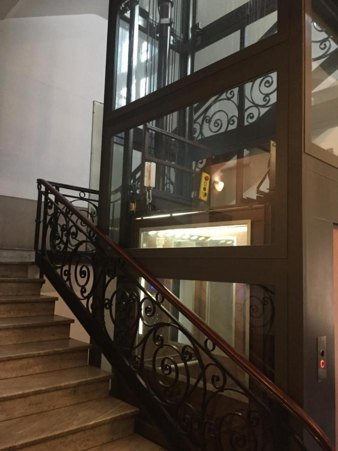 Due Cani Apartment Palermo Luaran gambar